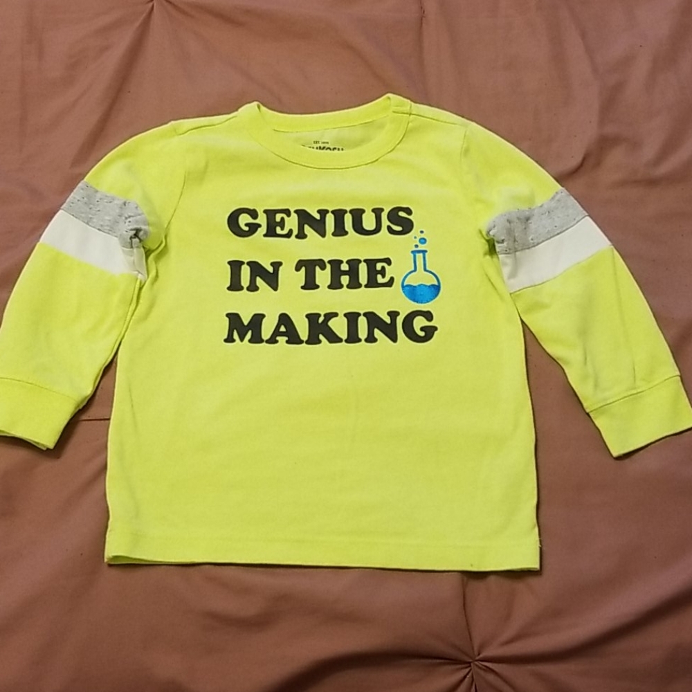 😍 OshKosh T-shirt